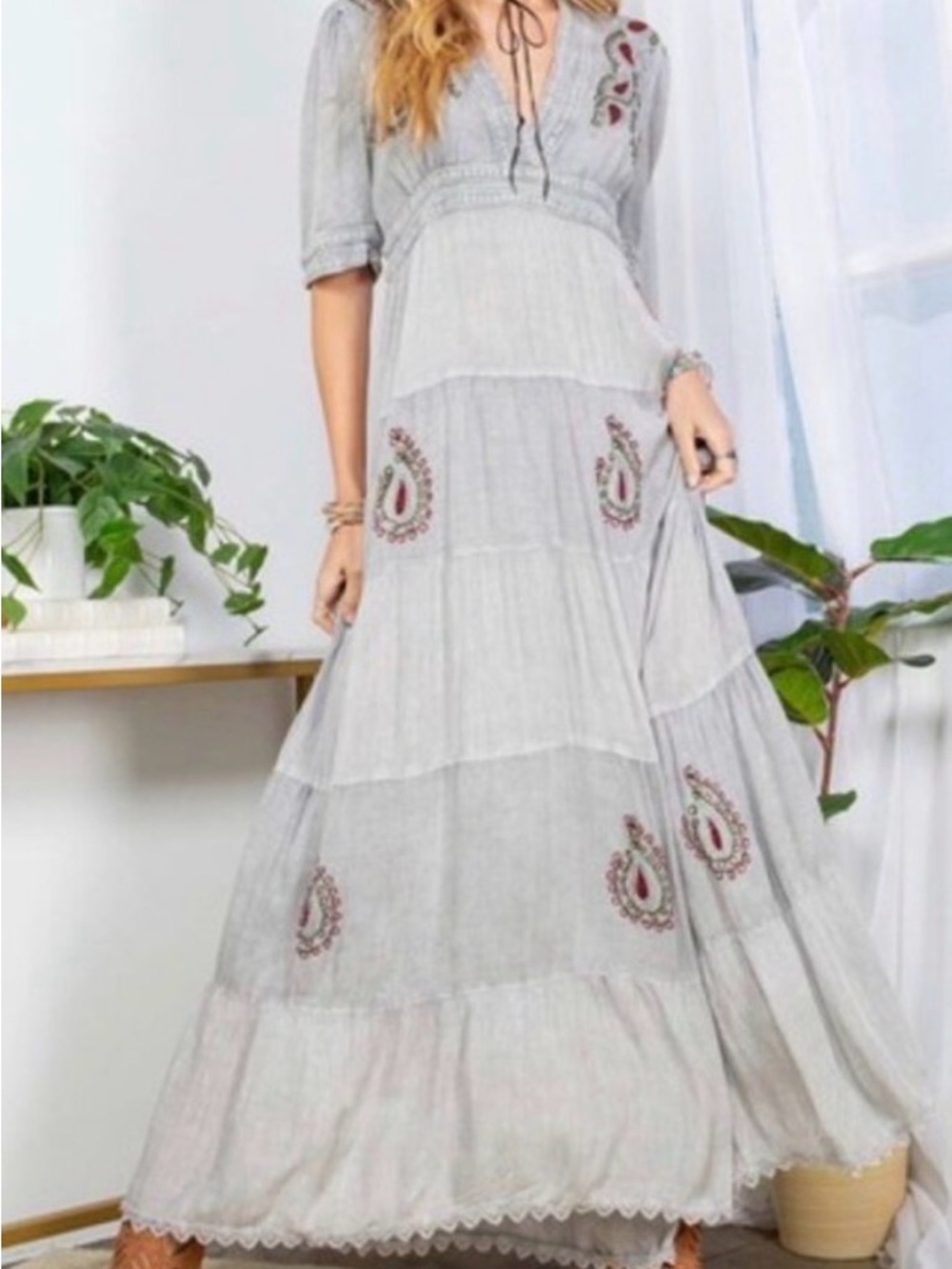 Boho Embroidered Long Sleeve Maxi Dress - Light Gray